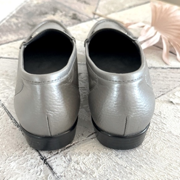SAS Tripad Comfort Metro Womens Gray Leather Loafers Horse Bit Sz 9.5 S Narrow - Picture 6 of 14